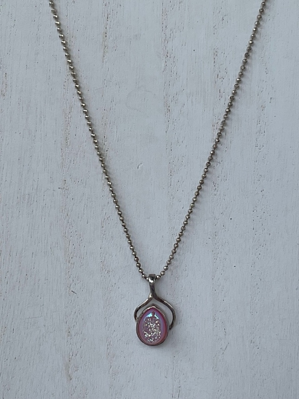 Sajen teardrop necklace pink stone with glitter sterling silver setting 18” - Picture 2 of 11